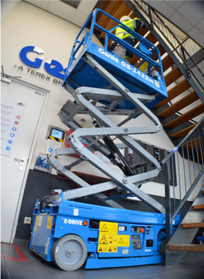 Ножичний підйомник Genie® GS™-1432m E-Drive